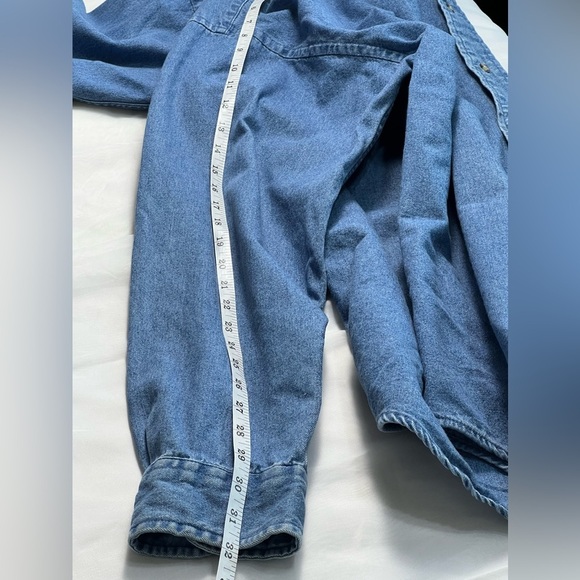 Vintage Mickey Inc. World Reunion Denim Button Down Extra Large - Picture 8 of 9